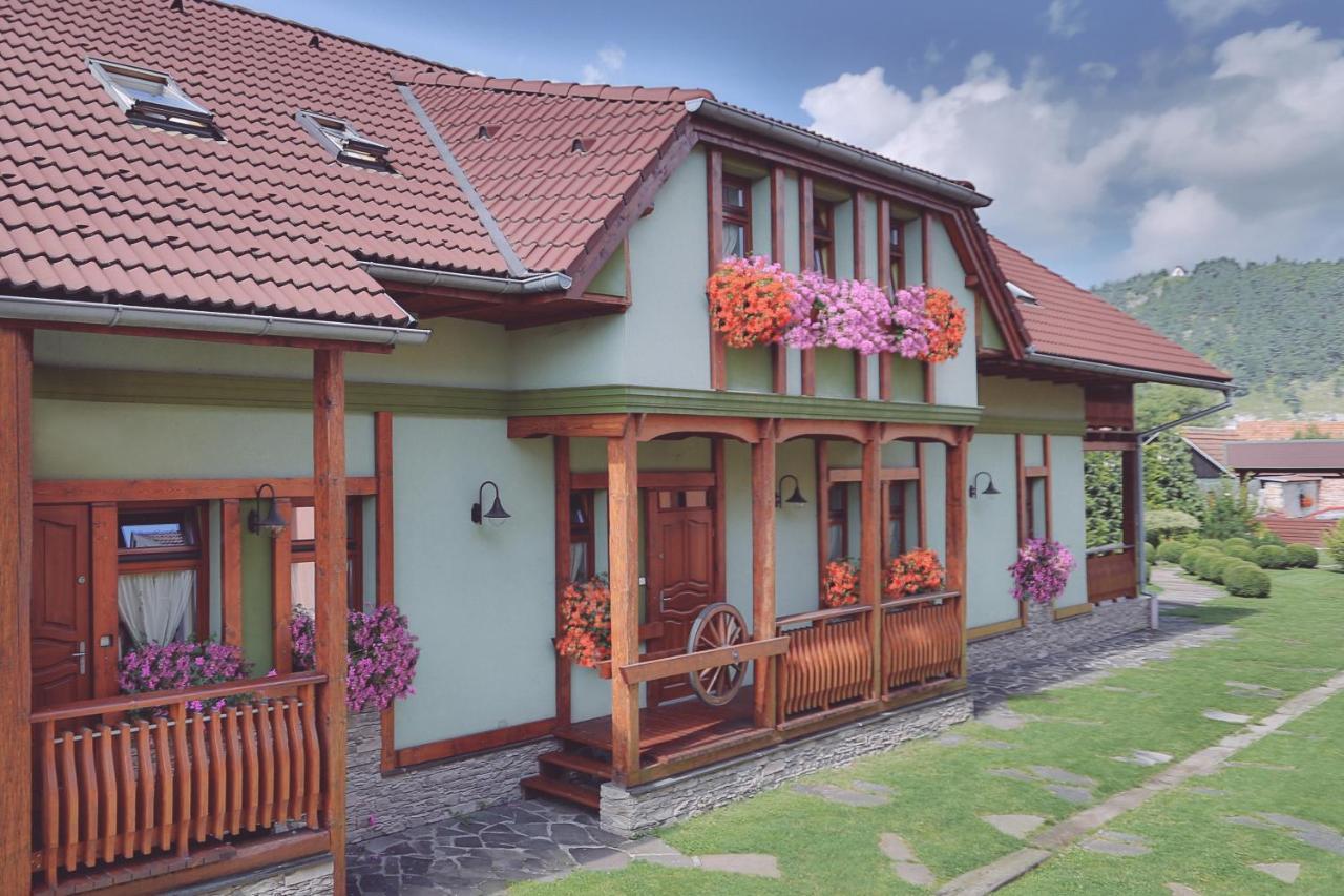 Holiday Resort Svarny Ружомберок Экстерьер фото